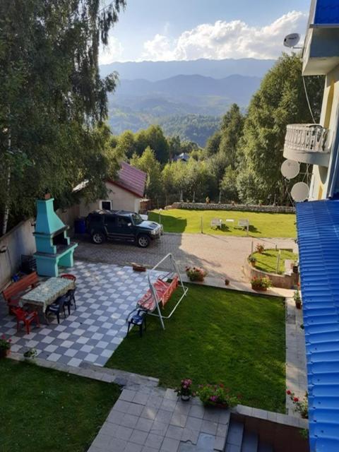 Casa Albastra Hotel Drumu Carului ภายนอก รูปภาพ